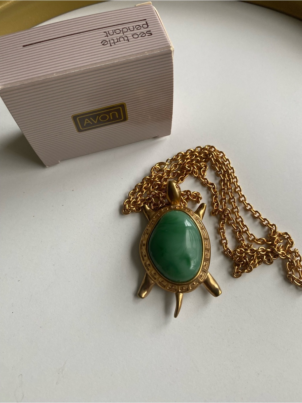 1990 Avon Gold-Tone Turtle Necklace with Green Stone Pendant